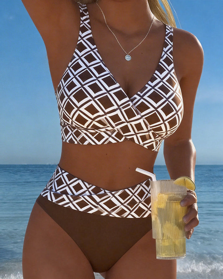 Twee-delig Bikini Met Bh-Snit En Diamantpatroon