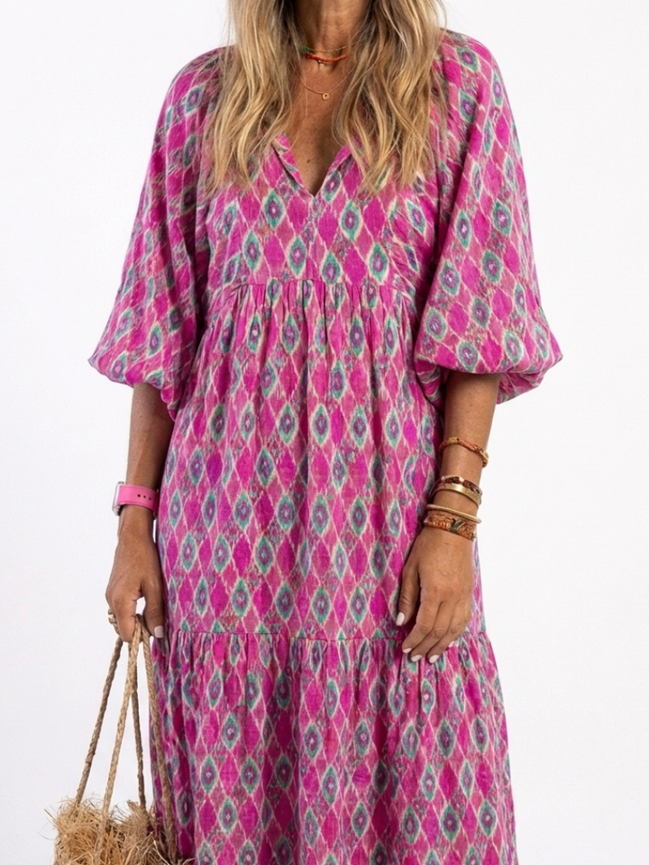 Apolline | Robe midi à motif et col en V