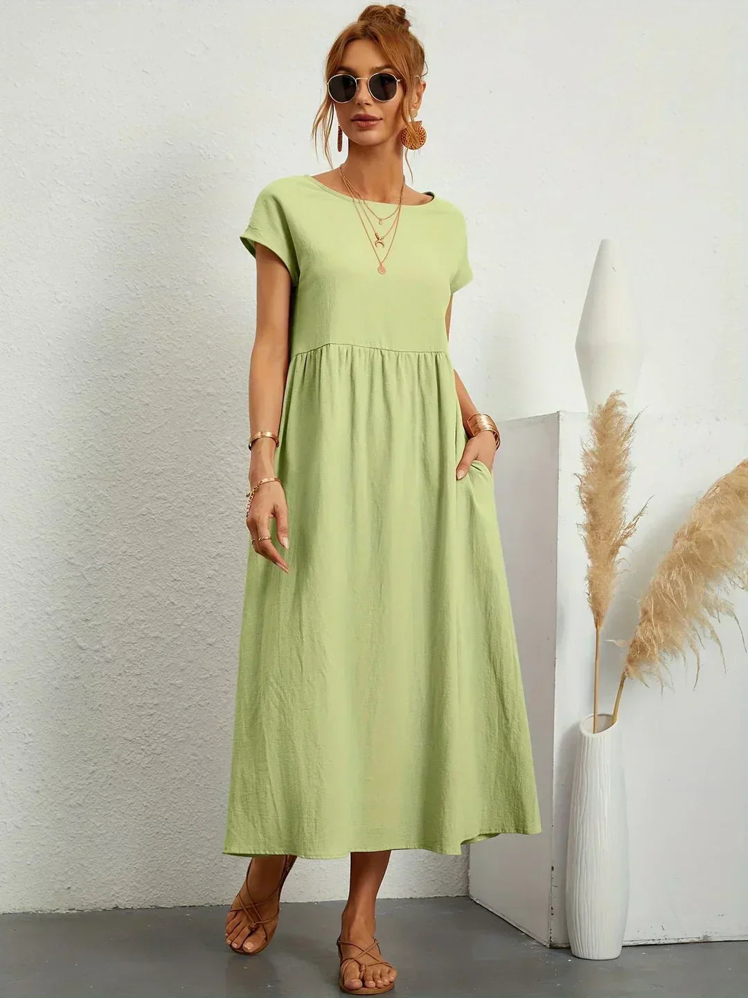Gabrielle | Robe Midi Fluide avec Élégance Intemporelle