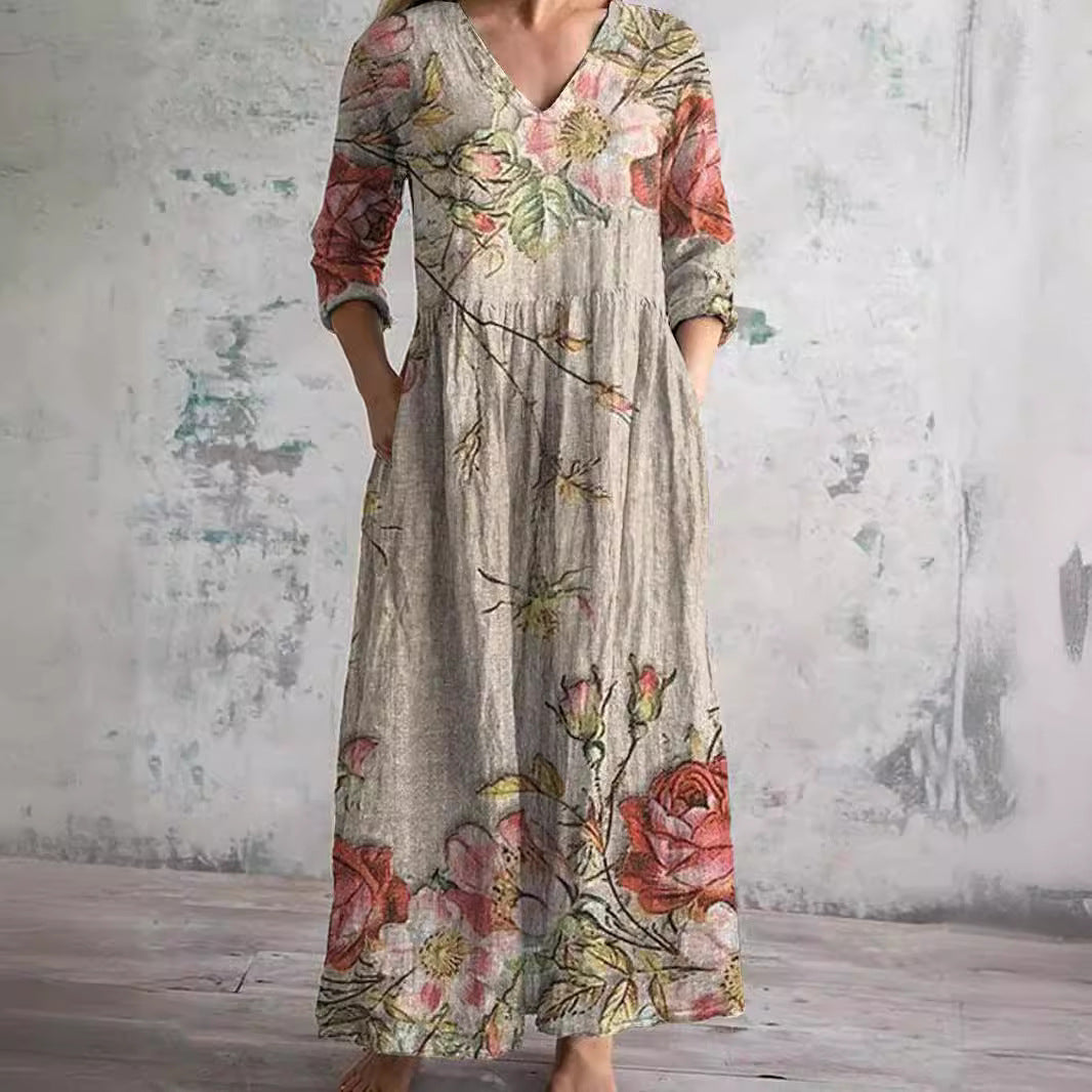 Dearyn | Dress with V-Neck and Floral Pattern
