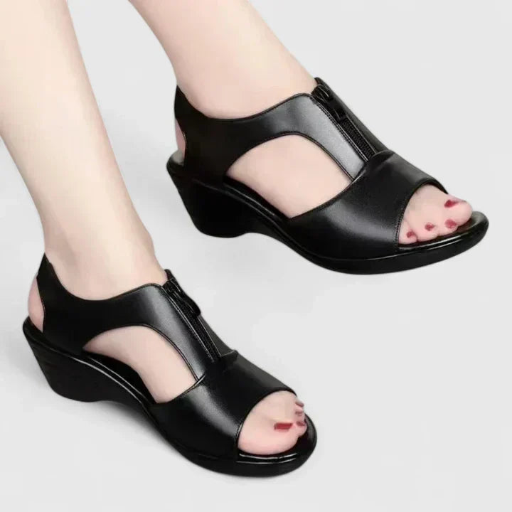 Nerisse – ELEGANT SANDALS
