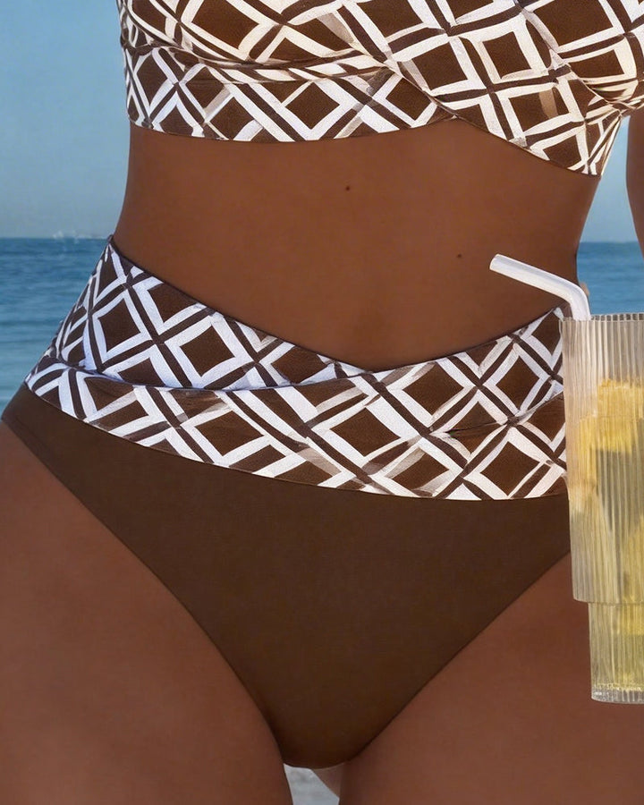 Twee-delig Bikini Met Bh-Snit En Diamantpatroon