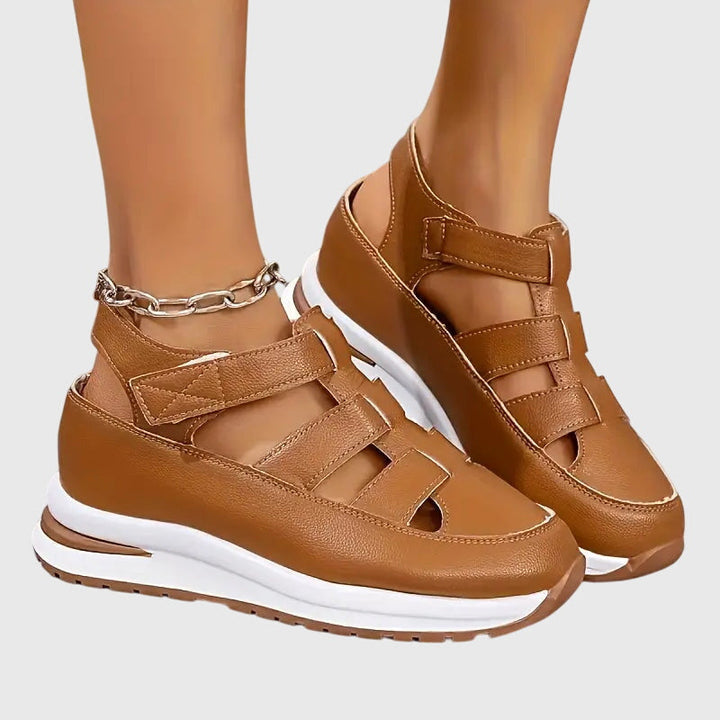 LUNA – ORTHOPEDIC SANDALS